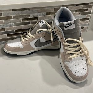 Nike